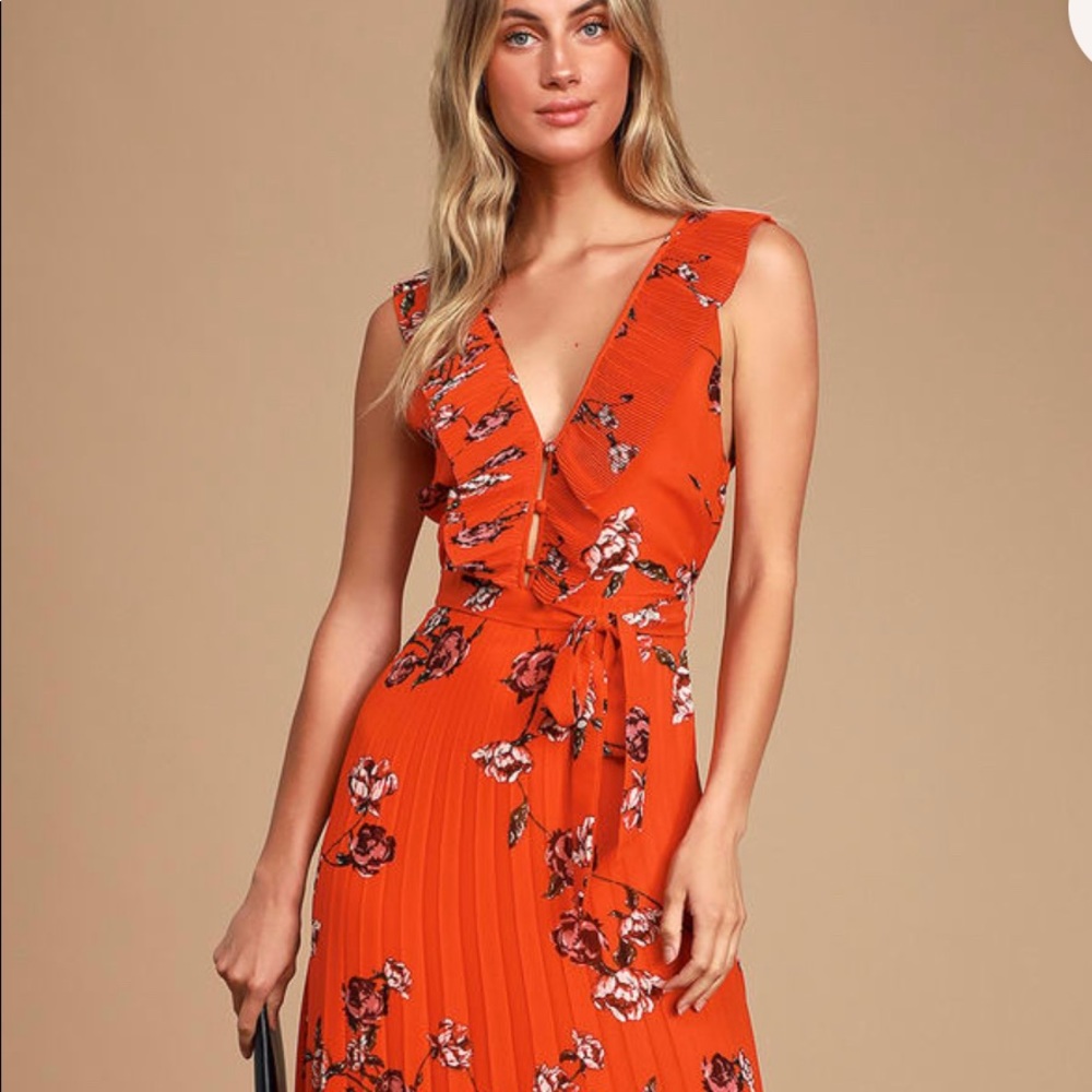 Red Orange Floral Print Pleated Chiffon Maxi Dress **NWT**